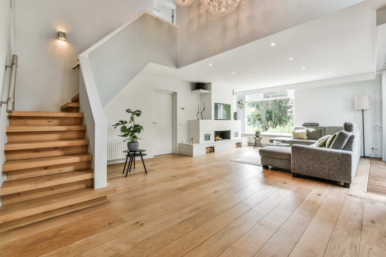 Wood flooring near Kenner, Louisiana (LA), that offers functional and aesthetic benefits for homes.