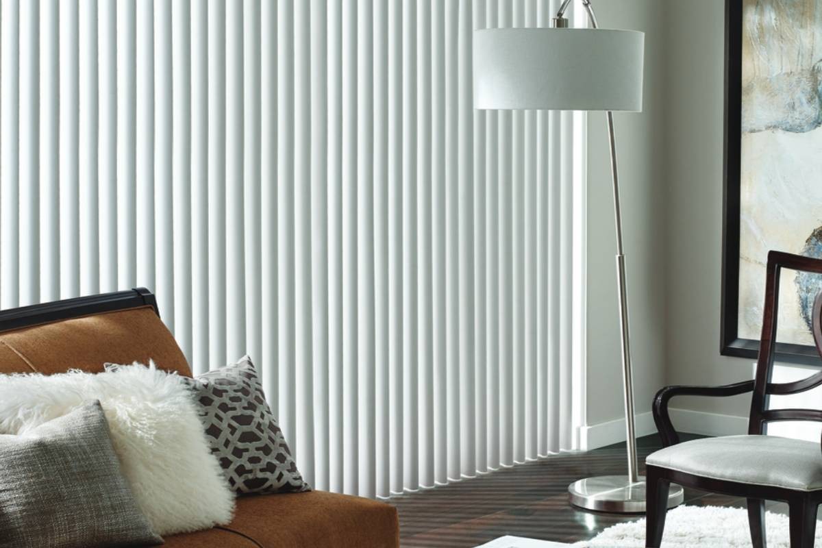 Hunter Douglas Cadence® Soft Vertical Blinds, blinds slats, blinds for patio doors near Kenner, Louisiana (LA)